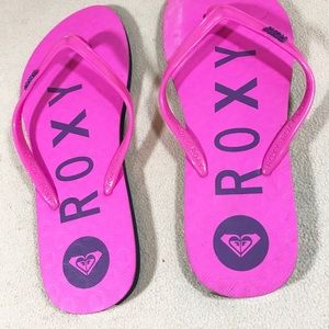Roxy Flip- flops, newer worn.